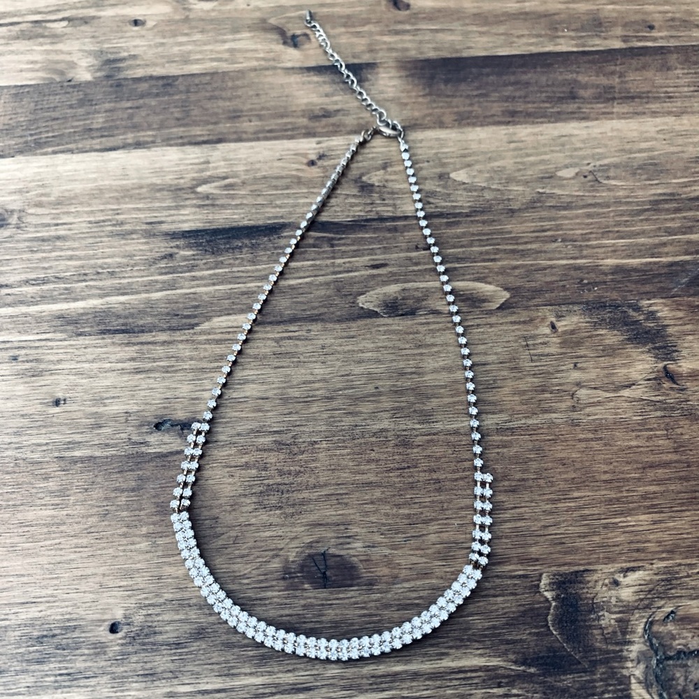 Zirconia simple contemporary necklace